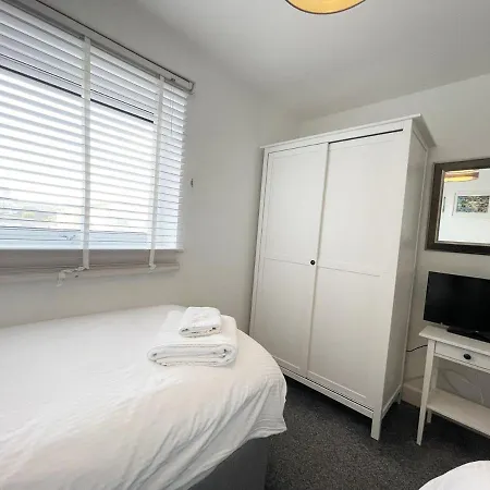 33 Ocean One